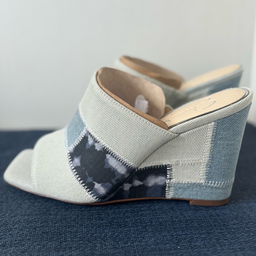 🎉SALE! NIB Jessica Simpson Light Vintage Aishia Denim Patchwork Wedge Mules SZ 7